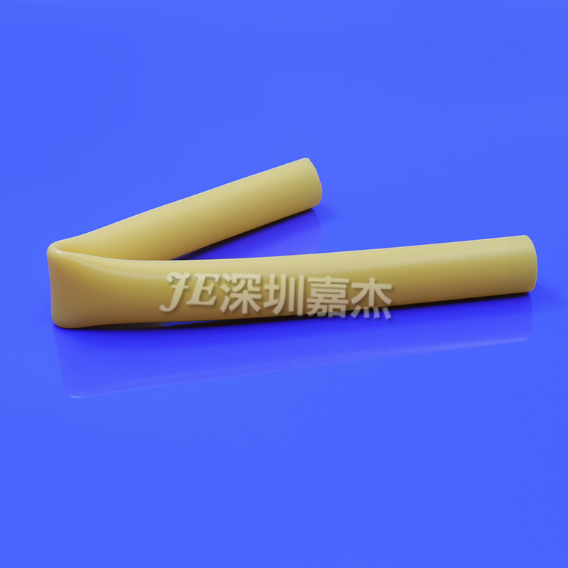 日日夜夜狠狠艹b双色硅胶管